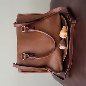 Danier Vintage Structured Leather Tote in Tan